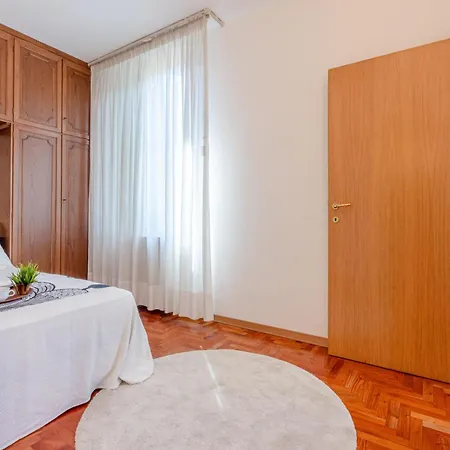 Centro - Tra Pisa, Lucca E Firenze * Montecatini Terme