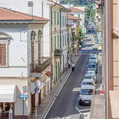 Centro - Tra Pisa, Lucca E Firenze * 蒙特卡蒂尼泰尔梅